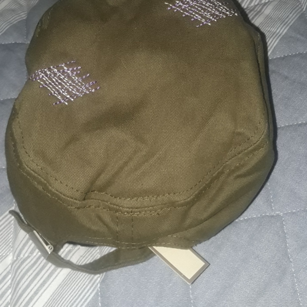 hat - Picture 3 of 4